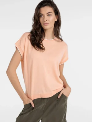 knitted-top-with-short-sleeves-and-contrasting-trims_aca6939f-c21c-4b06-b0b4-334ab76dba91.webp